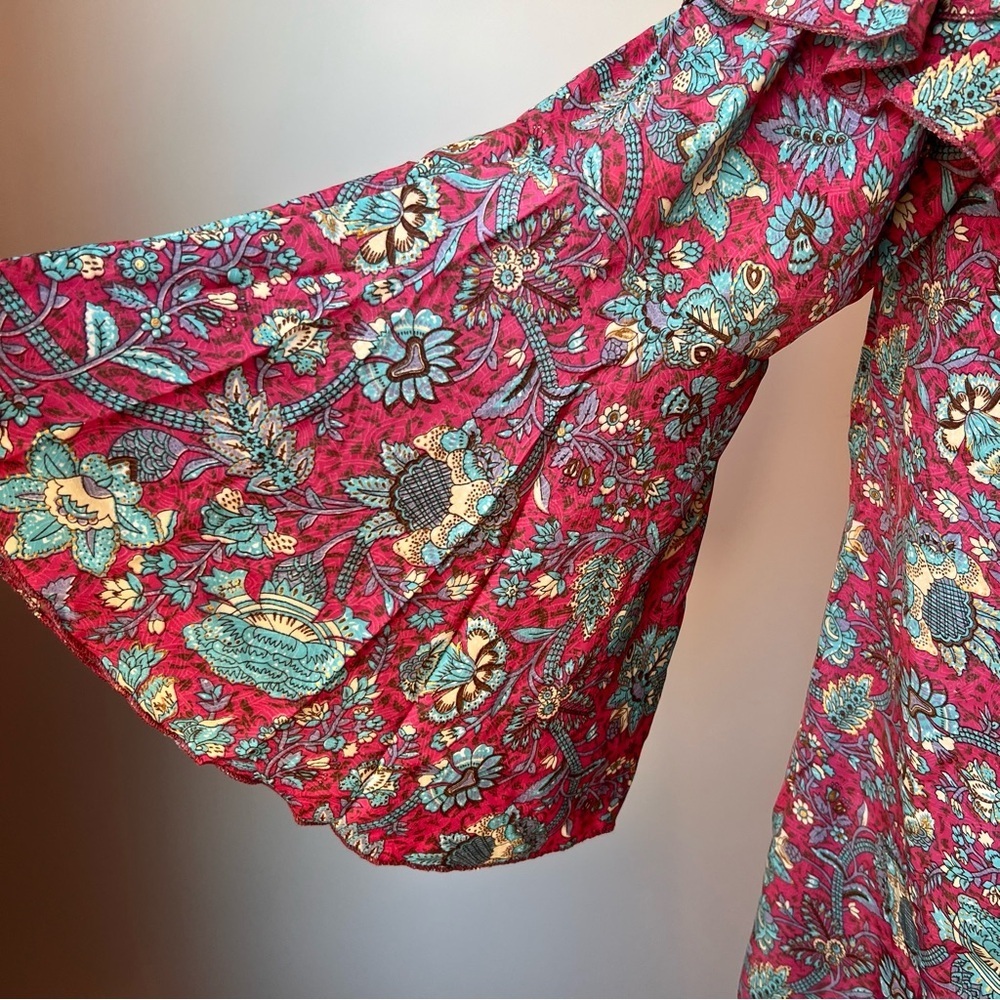 NWT EARTHBOUND Vibrant Floral Tunic - Picture 3 of 7